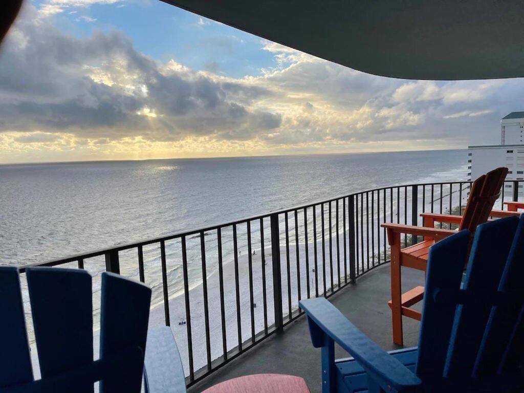 Watercrest 1510 - Timeless Memories Stunning Views Apartment